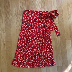 NWT Red floral true wrap skirt size Small